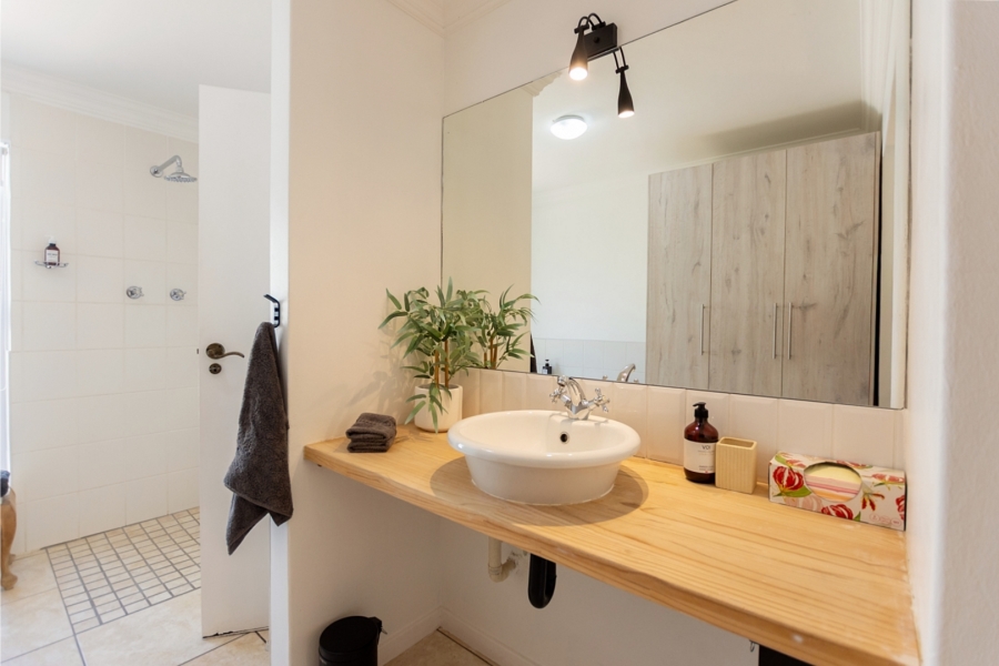 4 Bedroom Property for Sale in Riebeek Kasteel Western Cape